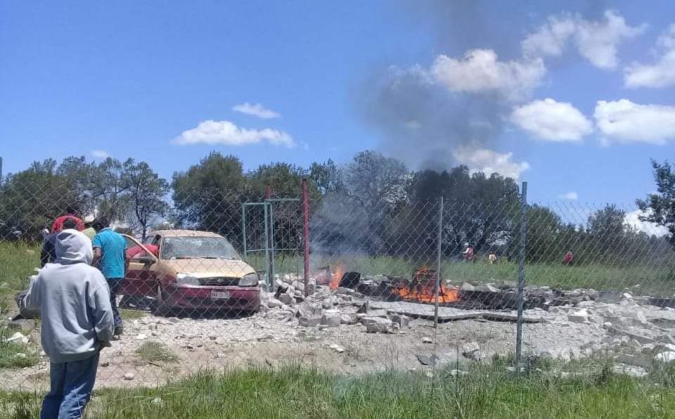 Explota polvorín y provoca incendio en cabaña en Xaloztoc