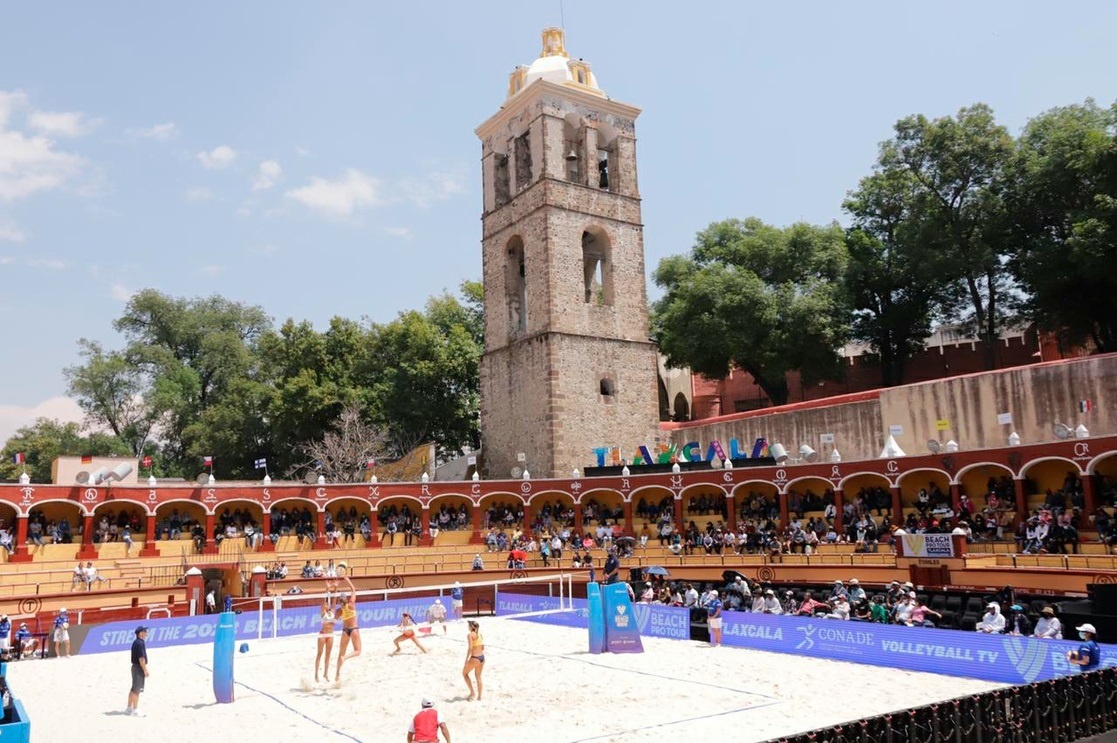 Sindicalizados toman las calles; amagan con cancelar Mundial de Voleibol