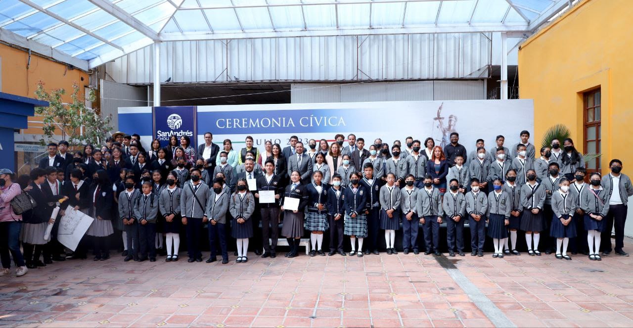 Llama Mundo Tlatehui a las y los servidores públicos a redoblar esfuerzos para el segundo semestre de 2023