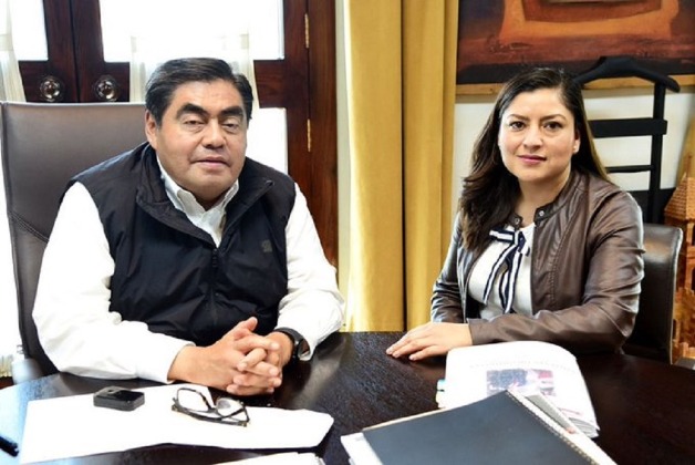 Por: Cortesía Claudia Rivera culpa a Miguel Barbosa de ataques en su contra