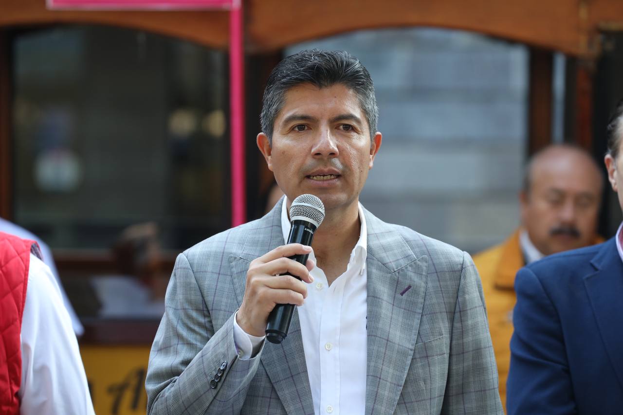 Por: Cortesía Eduardo Rivera critica a Morena por presencia de ex militantes del PRI en sus filas