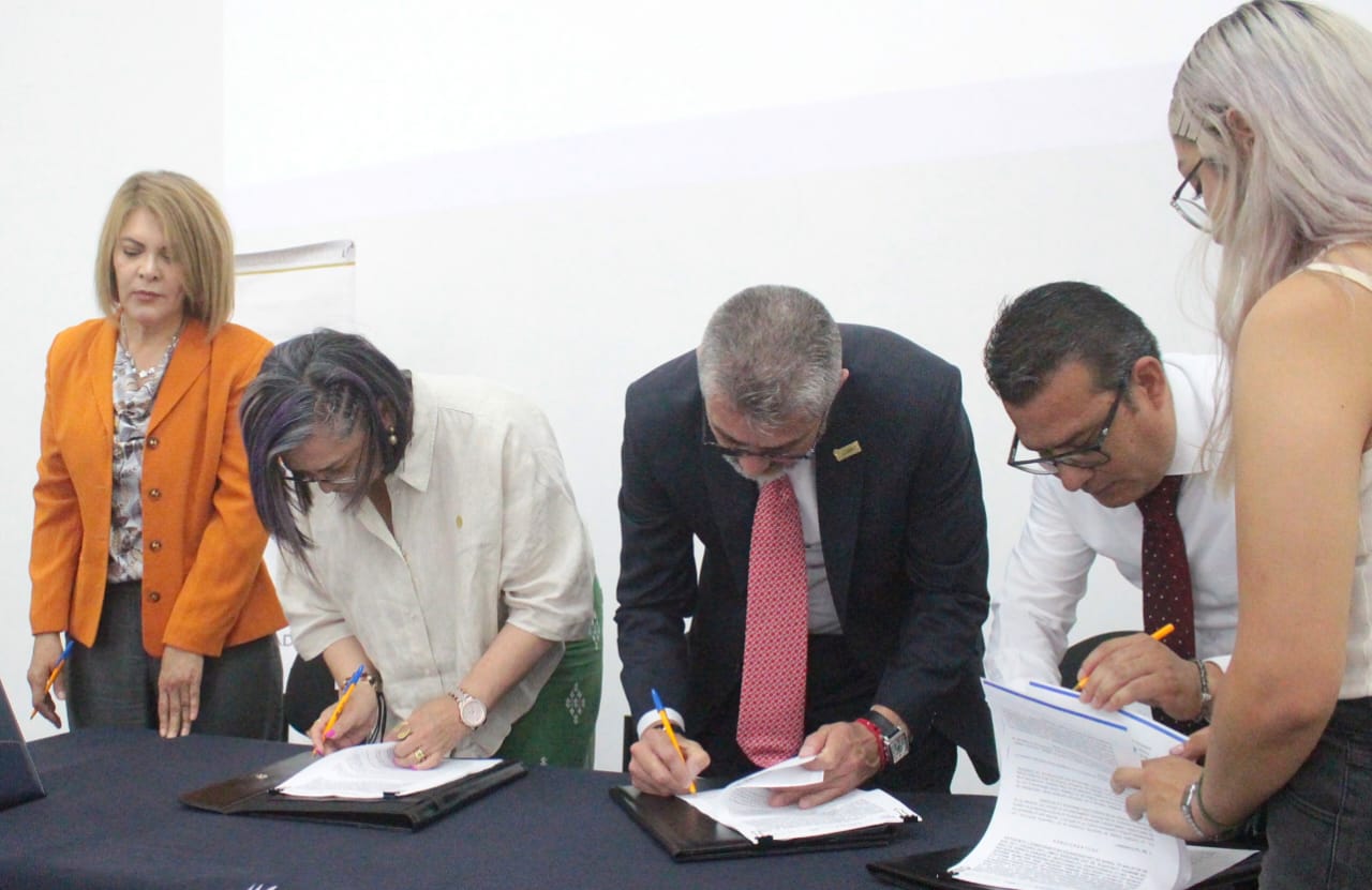 Firman convenio CEDH, SSC y Casa Restaura Sion en apoyo de mujeres privadas de la libertad