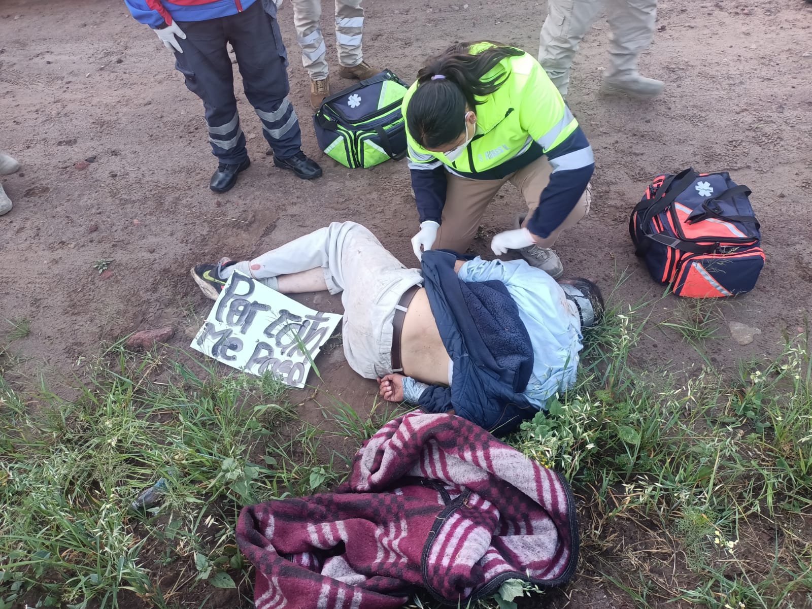 Castigan a presunto ladrón, lo encintan y lo abandonan, en Apizaco