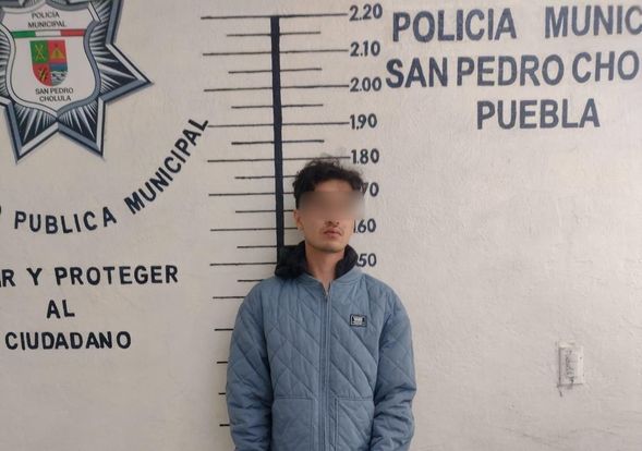 Por: Cortesía Lula Pineda Atropella a ciclista y es asegurado por elementos de la SSC en San Pedro Cholula