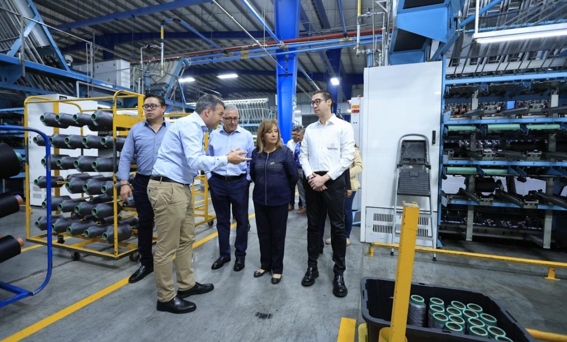 Por: Cortesía Visita Lorena Cuéllar empresa Antextextil en CIX de Tlaxco