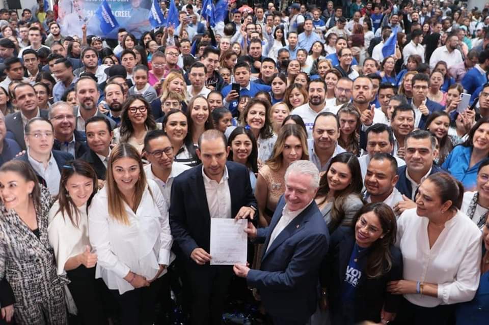 Por: Cortesía Critican a alcalde de Apetatitlán por acudir a evento político en día y horario laboral