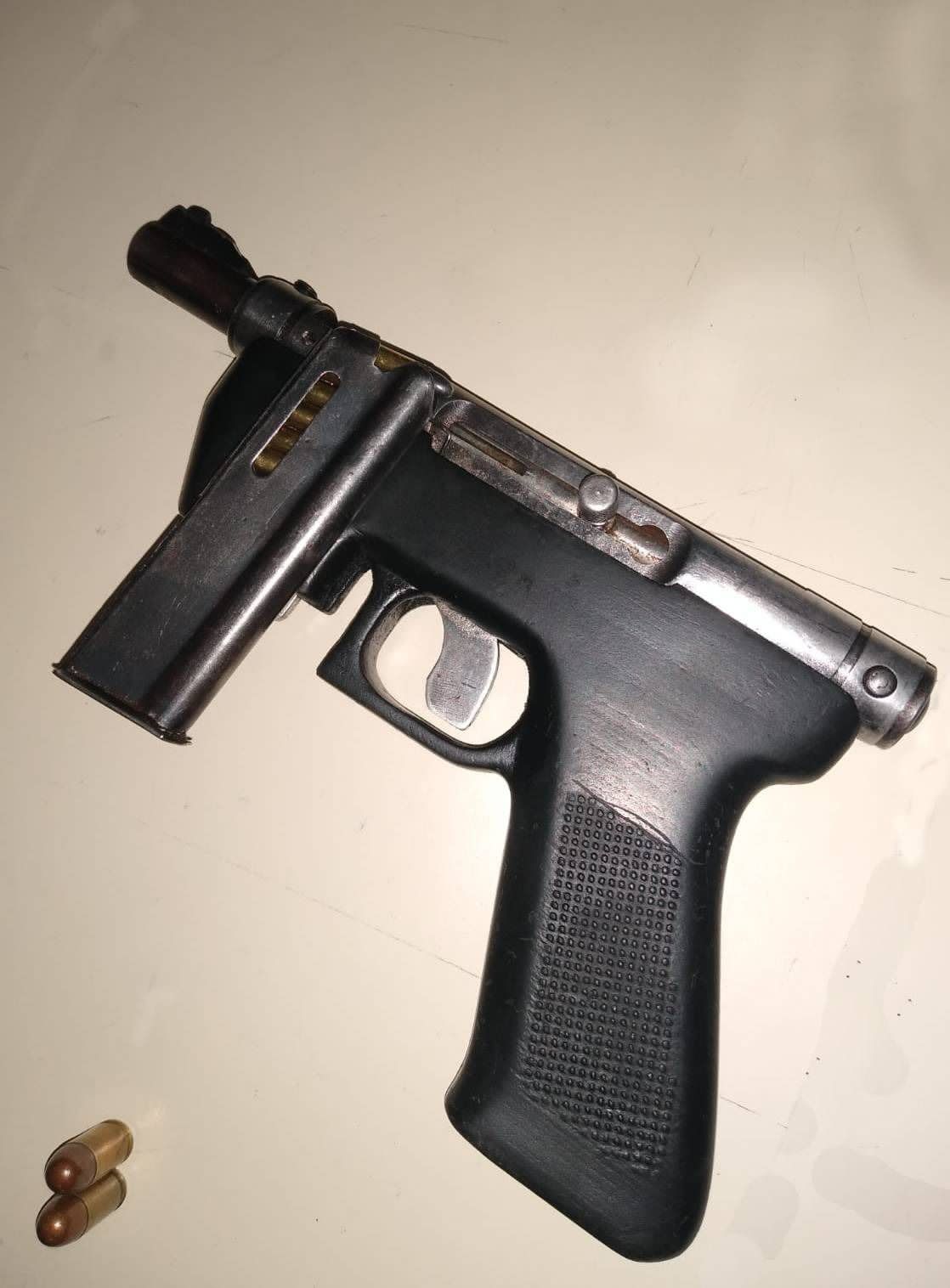 Comunicado oficial Aseguran policías de San Andrés Cholula a hombre por portación ilegal de arma de fuego