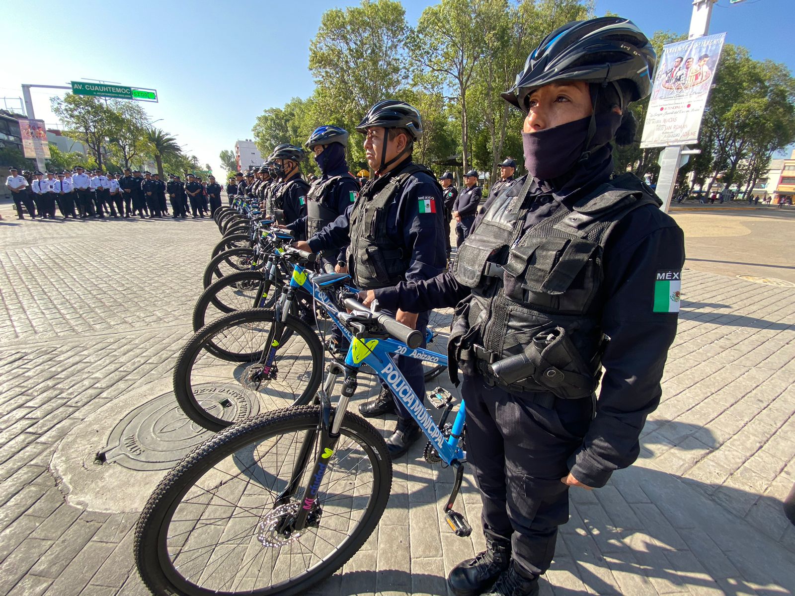 Por: Cortesía Entregan equipo a elementos de seguridad en Apizaco