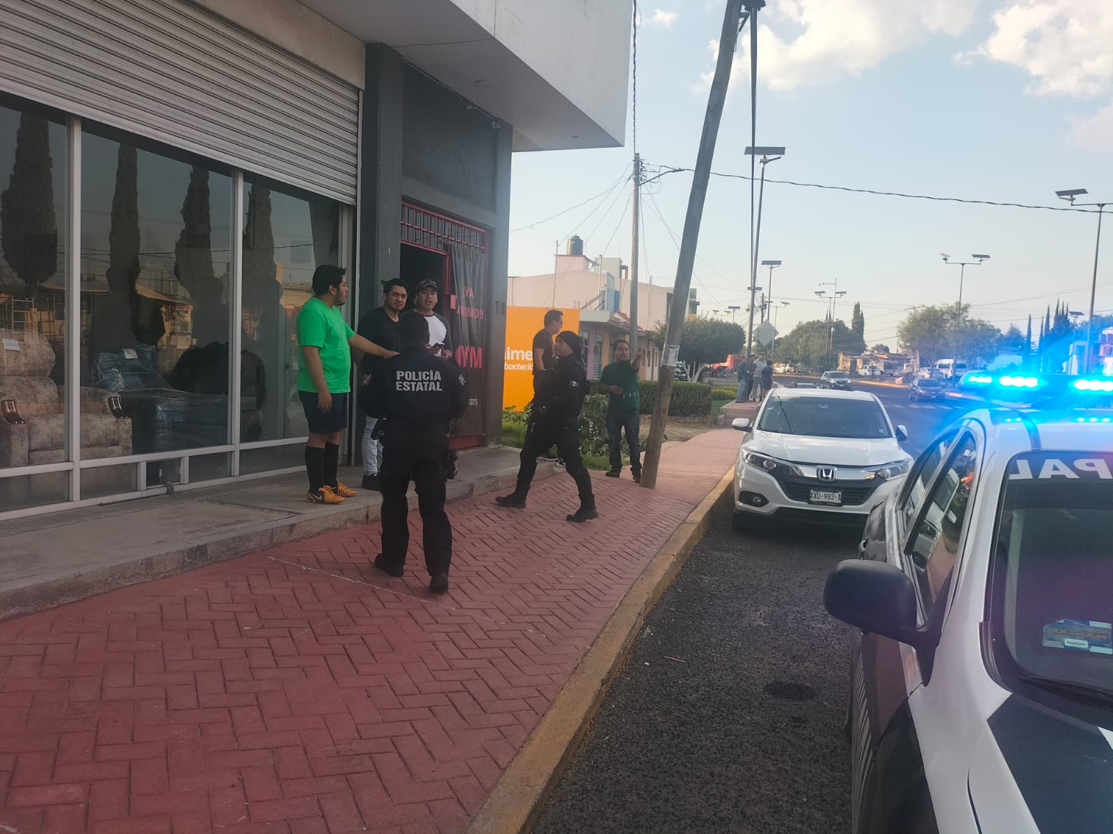 Sobrevive director del SMDIF Tlaltelulco a ataque a balazos en gimnasio