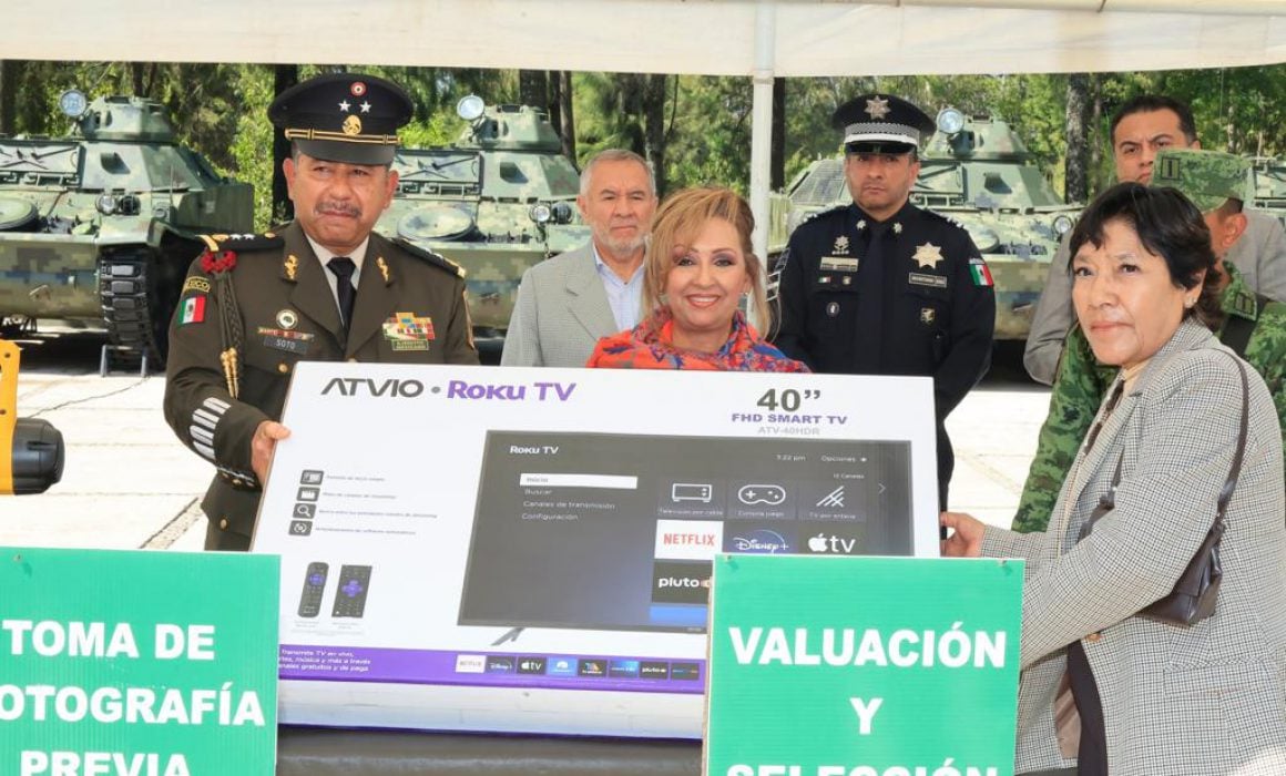 Por: Cortesía Encabeza Lorena Cuéllar arranque de la campaña canje de armas 2023