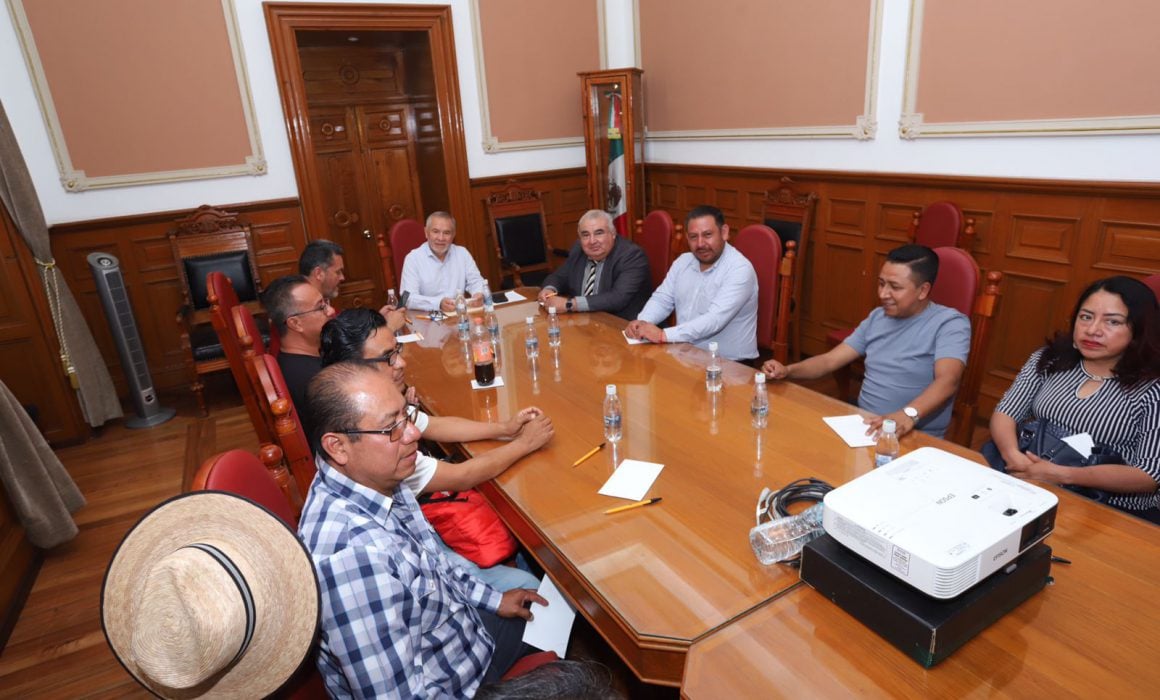 Por: Cortesía Atiende Segob a burócratas del Sindicato 7 de Mayo