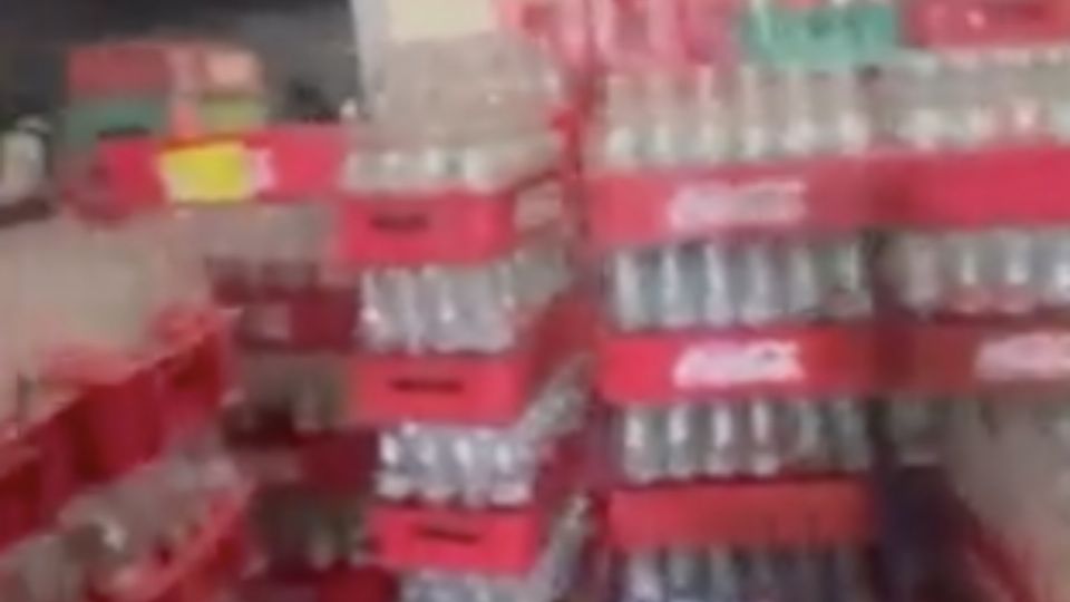 Por: Cortesía "Diez detenidos": Desmantelan nueva fábrica de refresco pirata