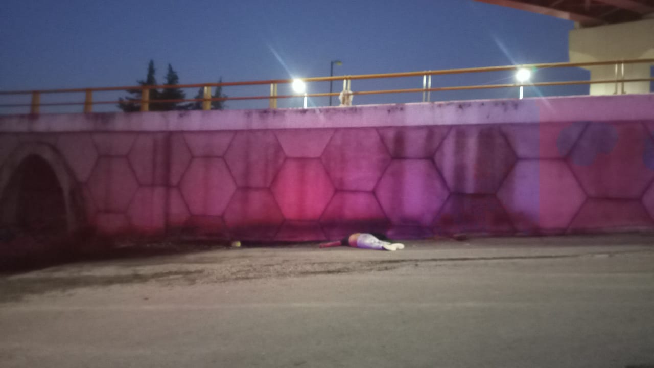 Por: Cortesía Localizan a hombre muerto en plena vía pública de Apetatitlán