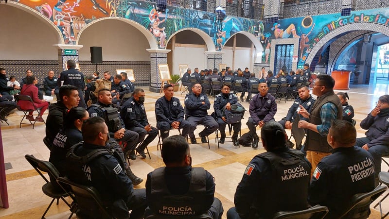 Por: Cortesía Gobierno de Atlixco capacita a policías en primeros auxilios psicológicos
