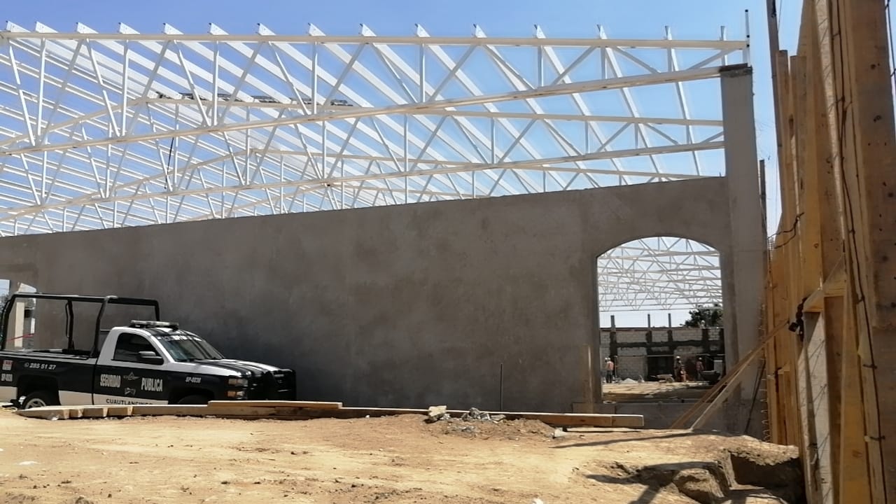 Presenta 60% de avance construcción de Mercado Municipal de Cuautlancingo