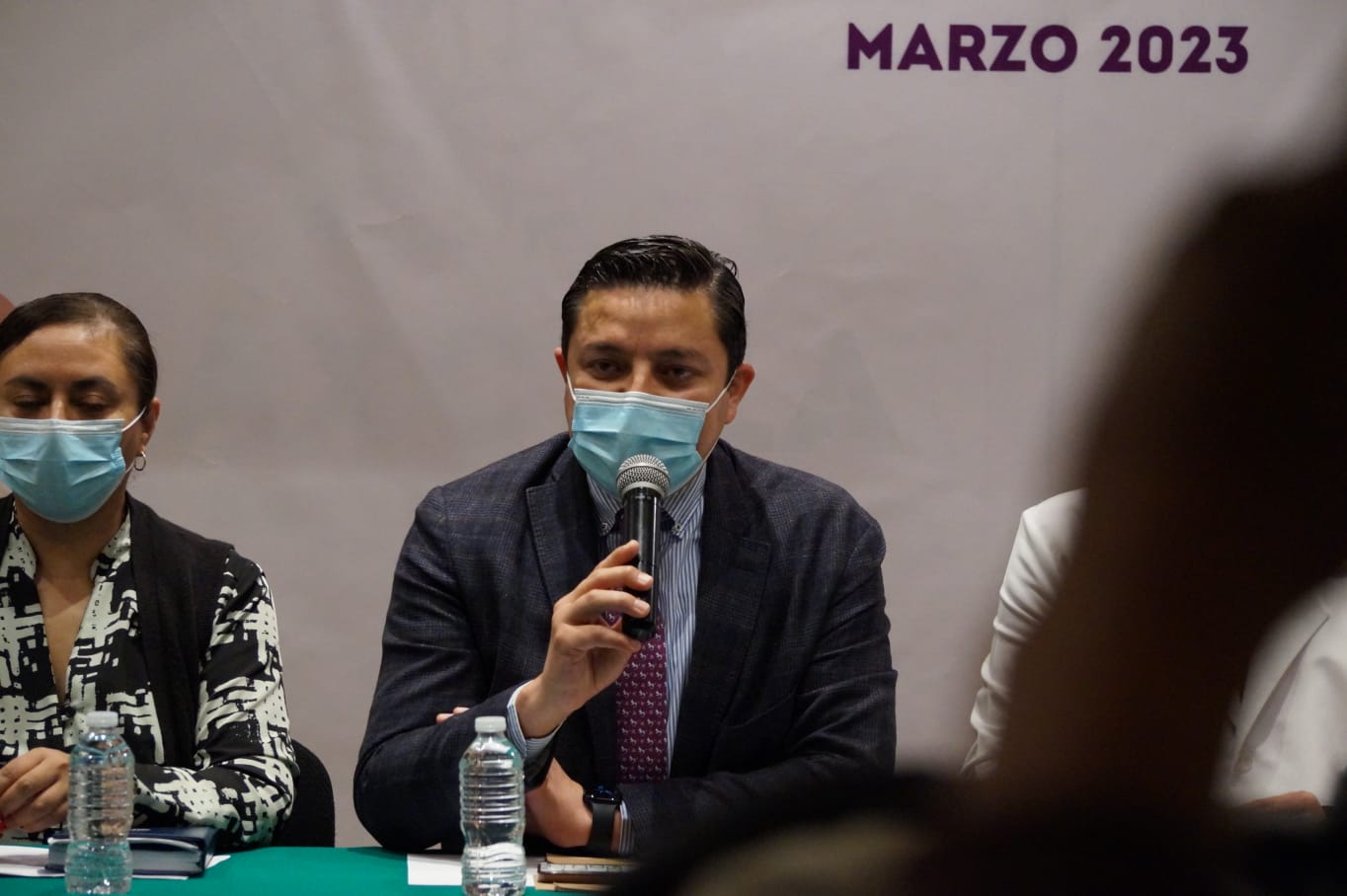 Discute SESA sobre uso voluntario del cubrebocas en Tlaxcala