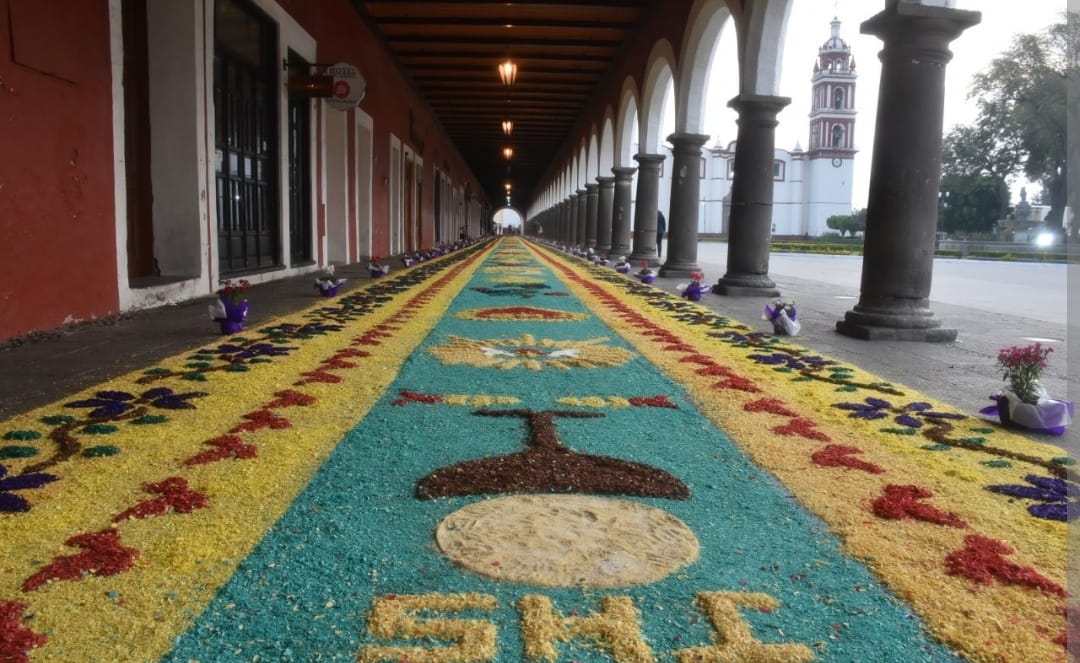 Permanecerá jueves y viernes santo la tradicional alfombra del portal Guerrero: Paola Angon