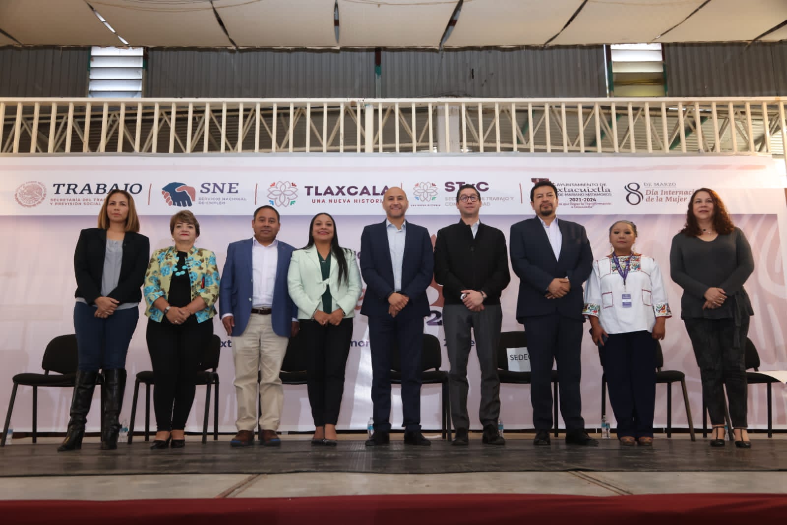 Ofertó feria nacional de empleo de las mujeres más de 450 plazas laborales