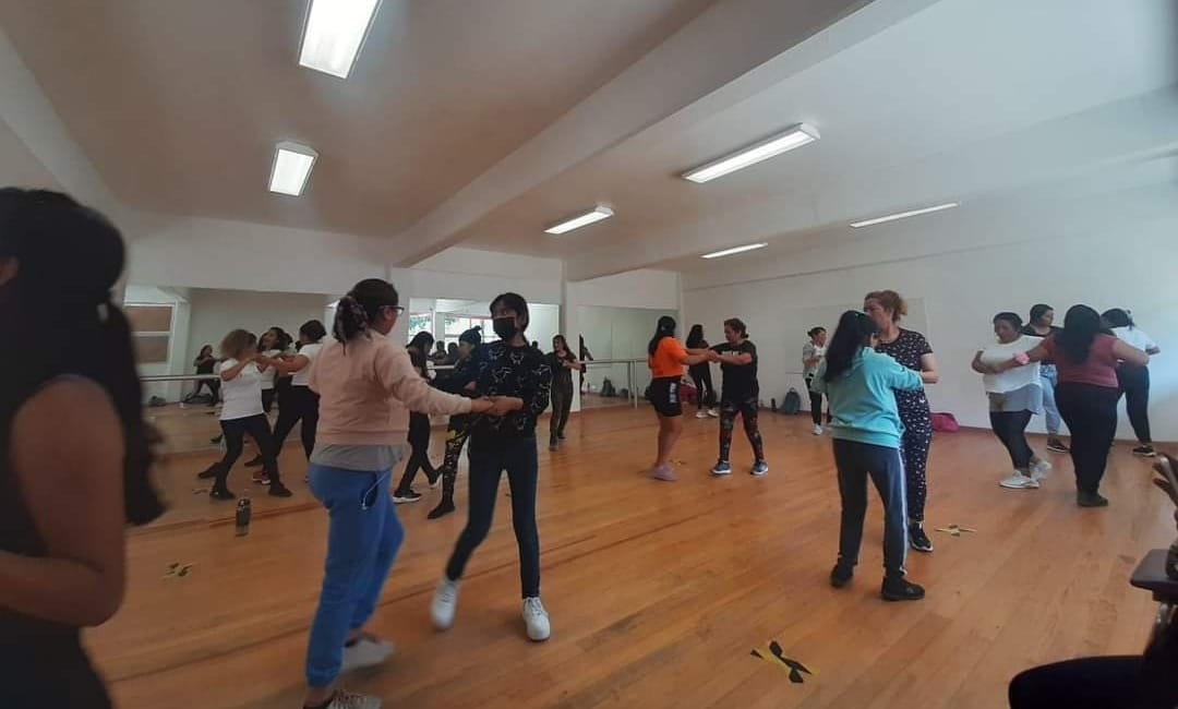 Por: Cortesía Lula Pineda Realizan actividad física como parte a conmemoración del Día Internacional de la No Violencia a Mujeres en Coronango