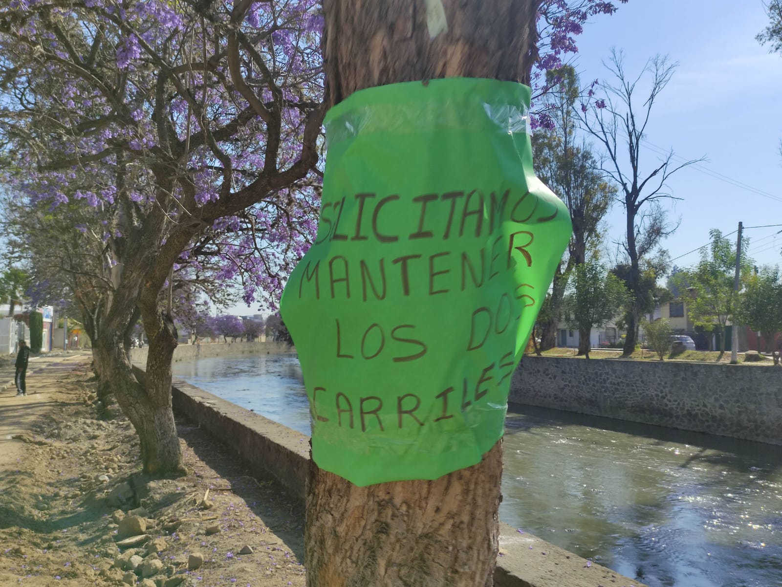 Protestan pobladores contra obra de Corredor urbano en Río Zahuapan