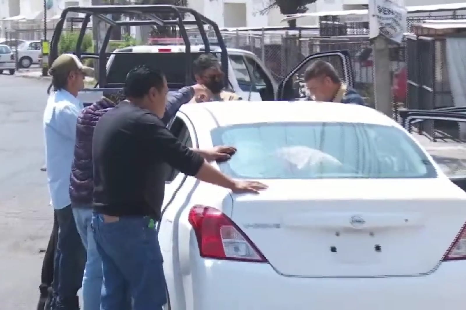 Por: Cortesía Lula Pineda Policía de Cuautlancingo detienen seis personas tras robo de urnas de votación del magisterio