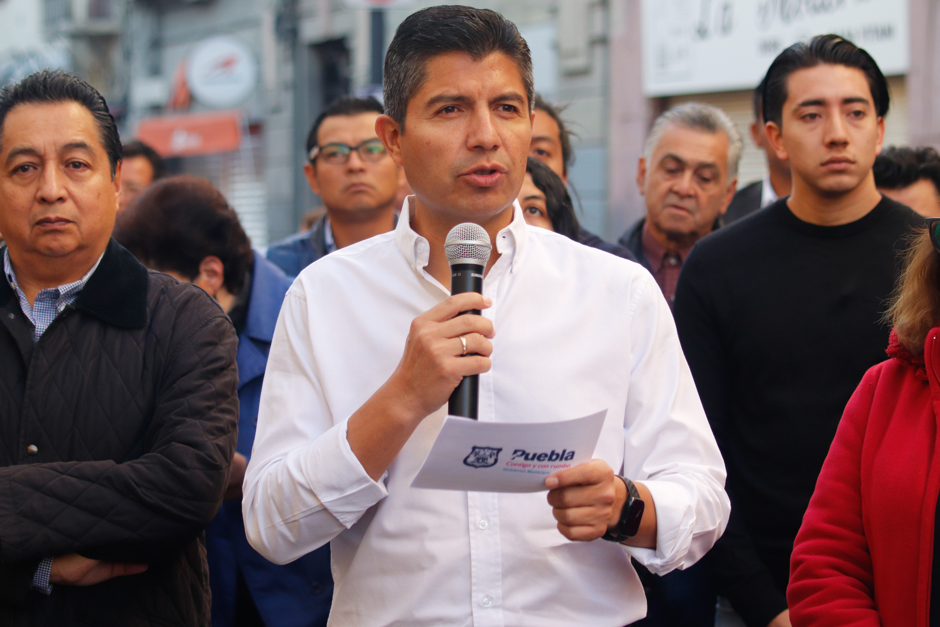 Por: Cortesía Eduardo Rivera llama a padres de familia a estar alertas de sus hijos por retos virales de TikTok