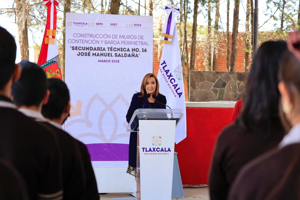 Por: Cortesía Gobernadora inauguró obras de rehabilitación en instituciones de educación básica de Tecopilco