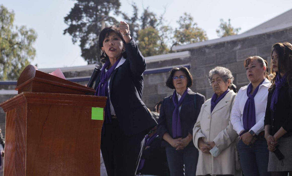 Inaceptable el blindaje del zócalo capitalino por el 8M: Anabell Ávalos