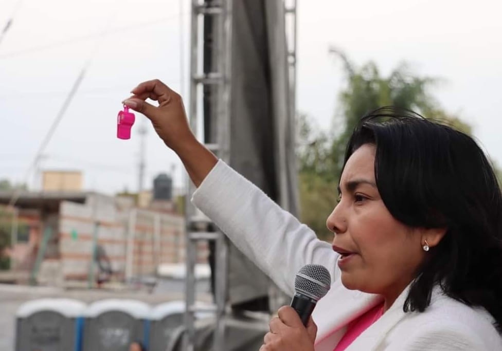 Somos Tu red de Apoyo implementa silbato rosa, herramienta que puede salvar vidas 