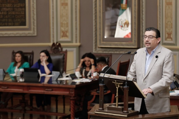 Eduardo Alcántara ofrece disculpa pública a Erika de la Vega por violencia de género