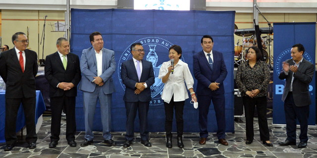 Por: Cortesía Rectora de la BUAP reconoce la labor docente en el Día del Maestro