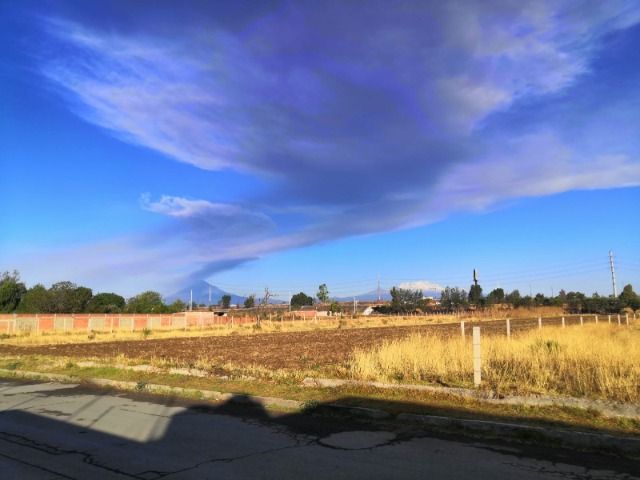 Municipios cercanos al Popocatépetl retomarán uso de cubrebocas por caída de ceniza