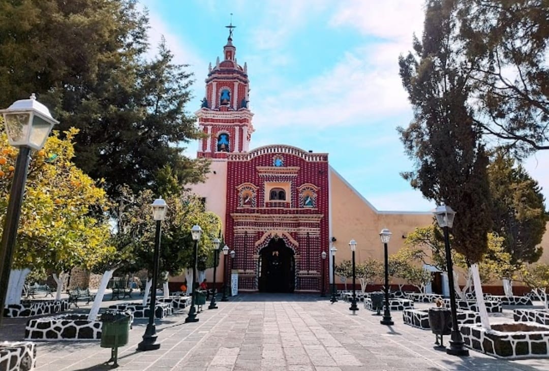 San Andrés Cholula presenta incremento de visitantes a sus templos los fines de semana 