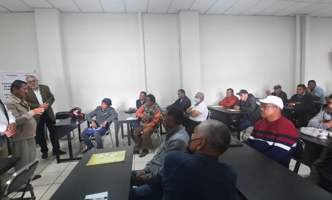 Inicia SMyT capacitación para operadores de carga y pasajeros en seguridad