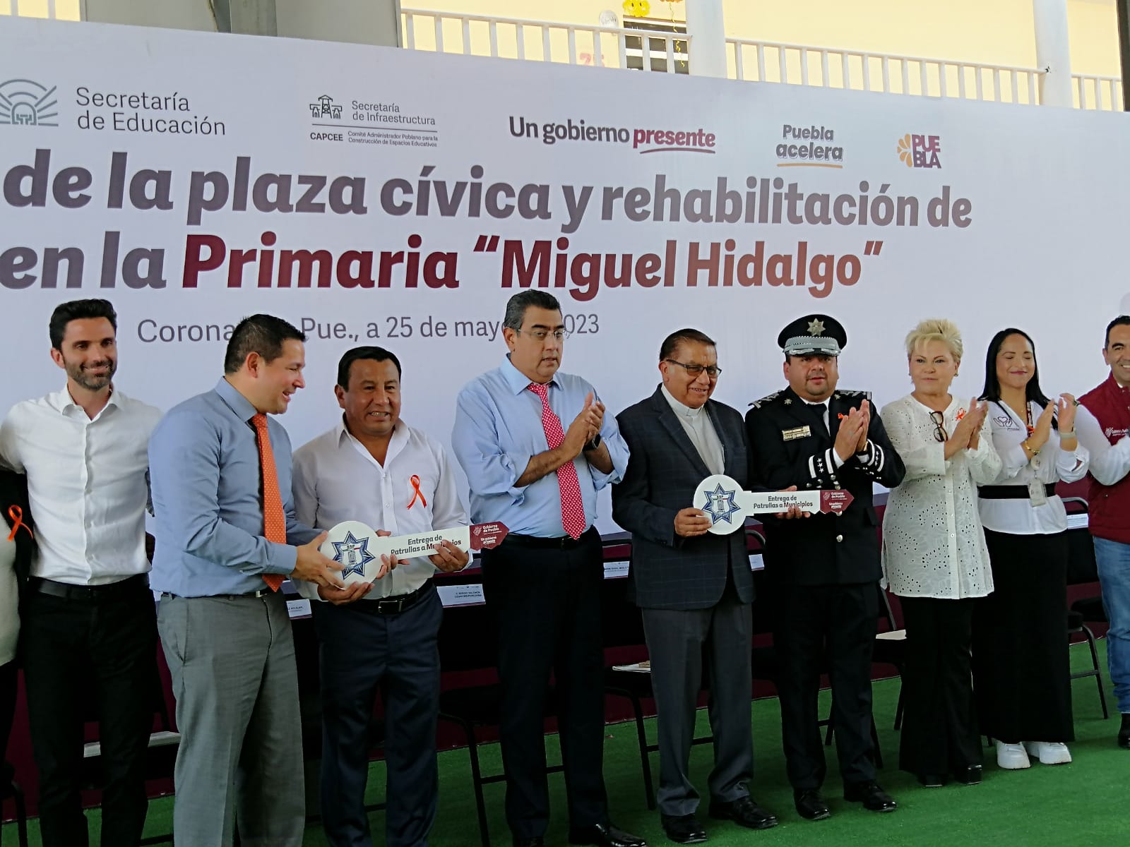 Por: Cortesía Lula Pineda Obras y apoyos sociales a coronanguenses de manos de los gobiernos estatal y municipal