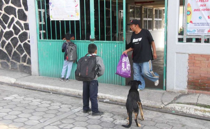 Por: Cortesía Gobierno ya analiza el regreso a clases presenciales en Puebla