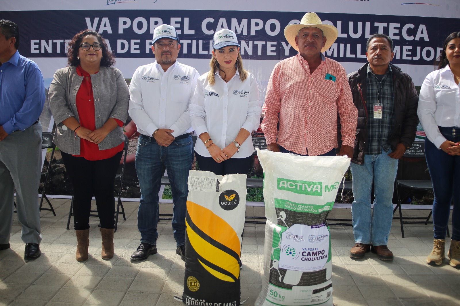 El doble de productores beneficiados con fertilizantes y semillas, logra Paola Angon este 2023