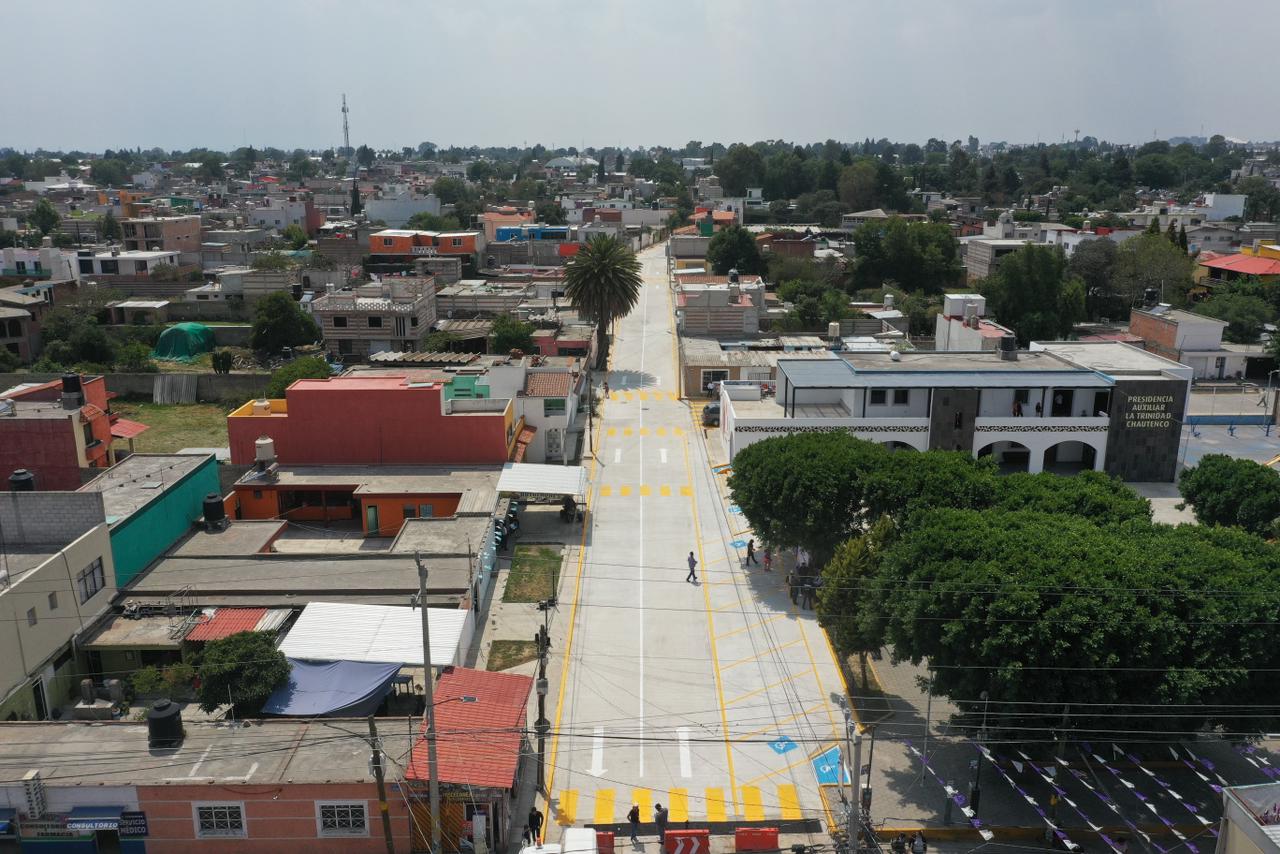 Invierte Filomeno Sarmiento, 2 mdp en pavimentación con concreto hidráulico de calle 20 de Noviembre
