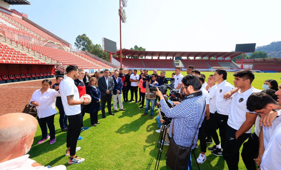 Respalda gobernadora Lorena Cuéllar al Club Coyotes de Tlaxcala