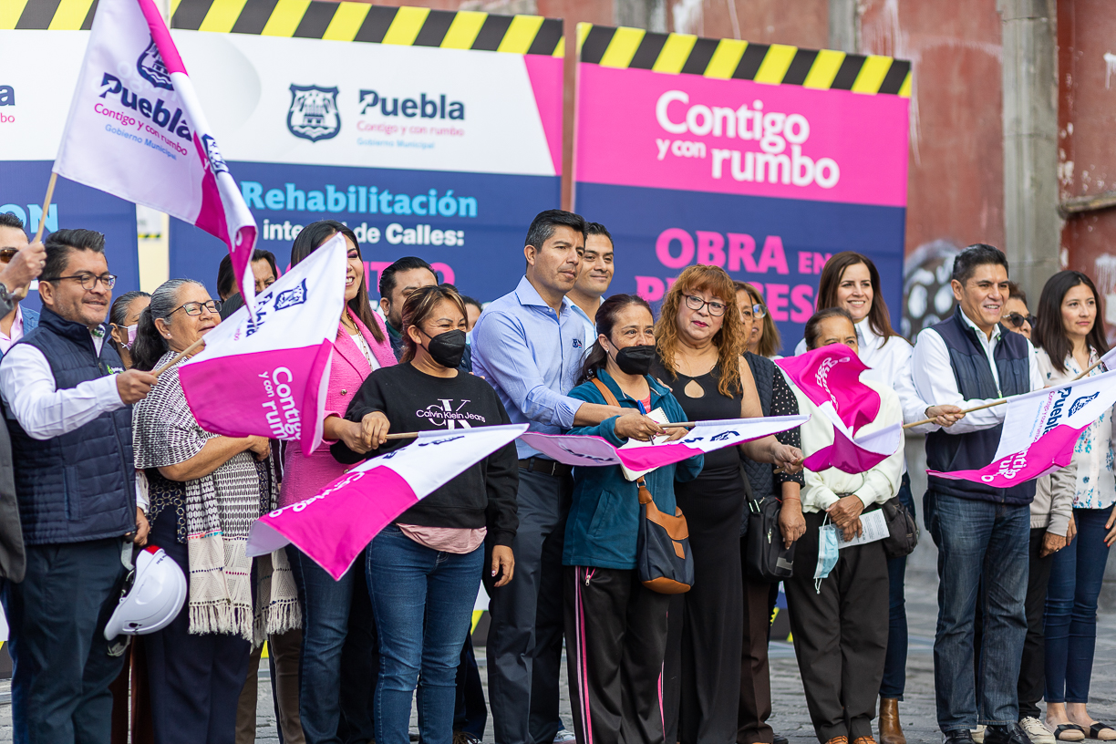 Eduardo Rivera da banderazo a obras de rehabilitación de calles en el Centro Histórico