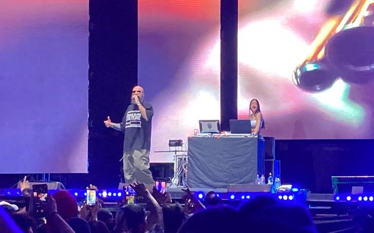 Por: Cortesía Critican a jóvenes por llevar bebés al concierto de Cartel de Santa en la Feria De puebla 2023 (Vídeo)