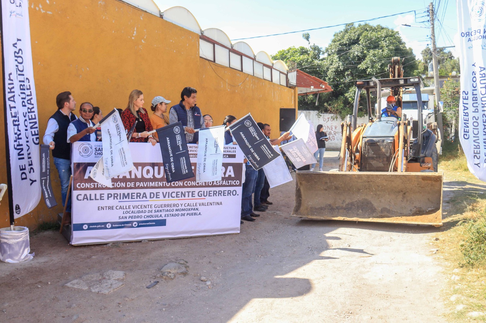 Comunicado oficial Paola Angon atiende las necesidades de las familias, con el inicio de obra de la calle Primera de Vicente Guerrero