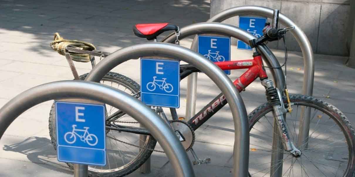 Secretario de Infraestructura y Movilidad de Puebla niega atrasos en el biciestacionamiento Margaritas