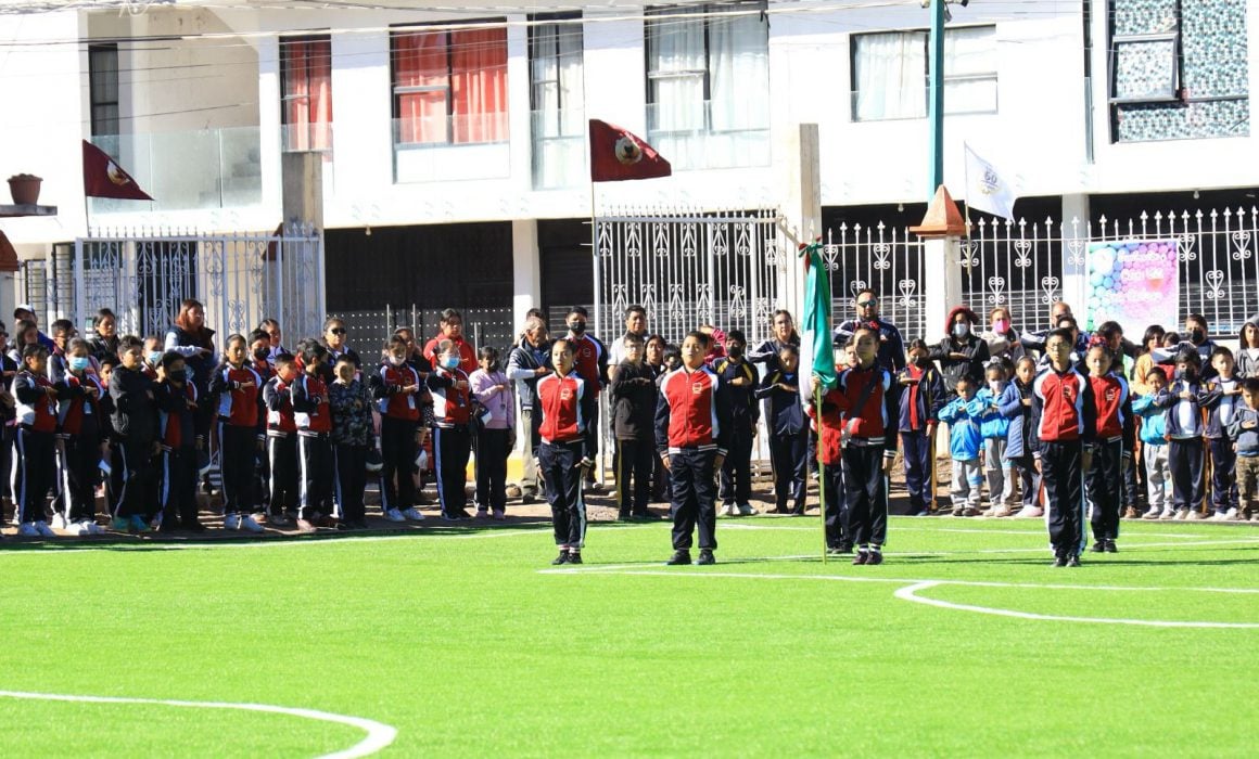 Inauguran cancha de fut-7 en el Centro Escolar de Chiautempan