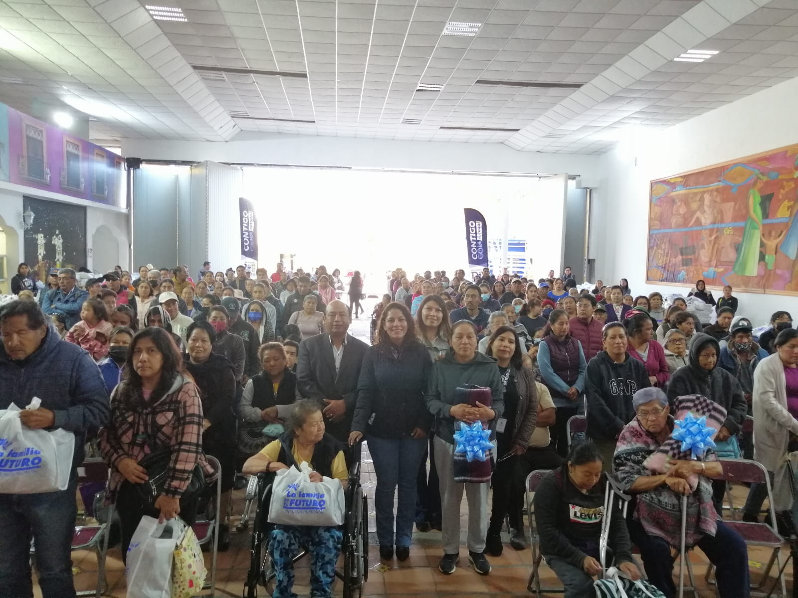 “Abrigo Solidario” hace entrega de 700 cobertores a sanadreseños en situación de vulnerabilidad climática