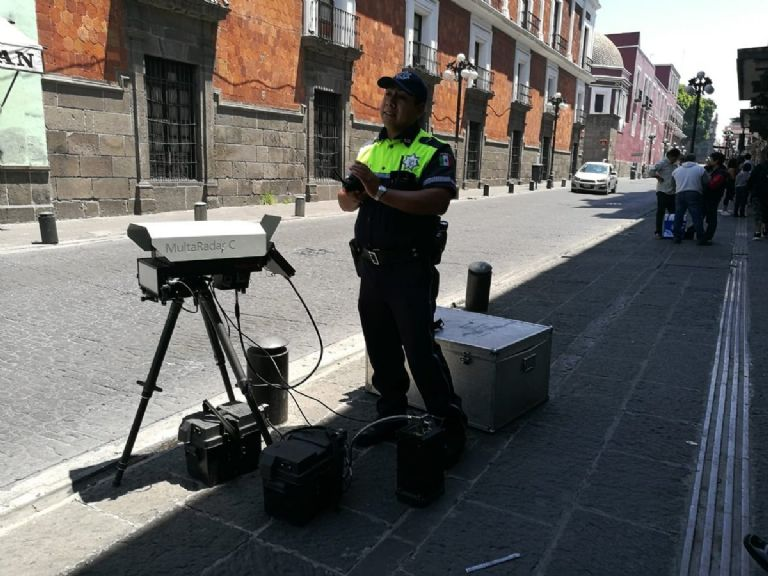 Ayuntamiento de Puebla descarta implementar cinemómetros ante nueva Ley de Movilidad