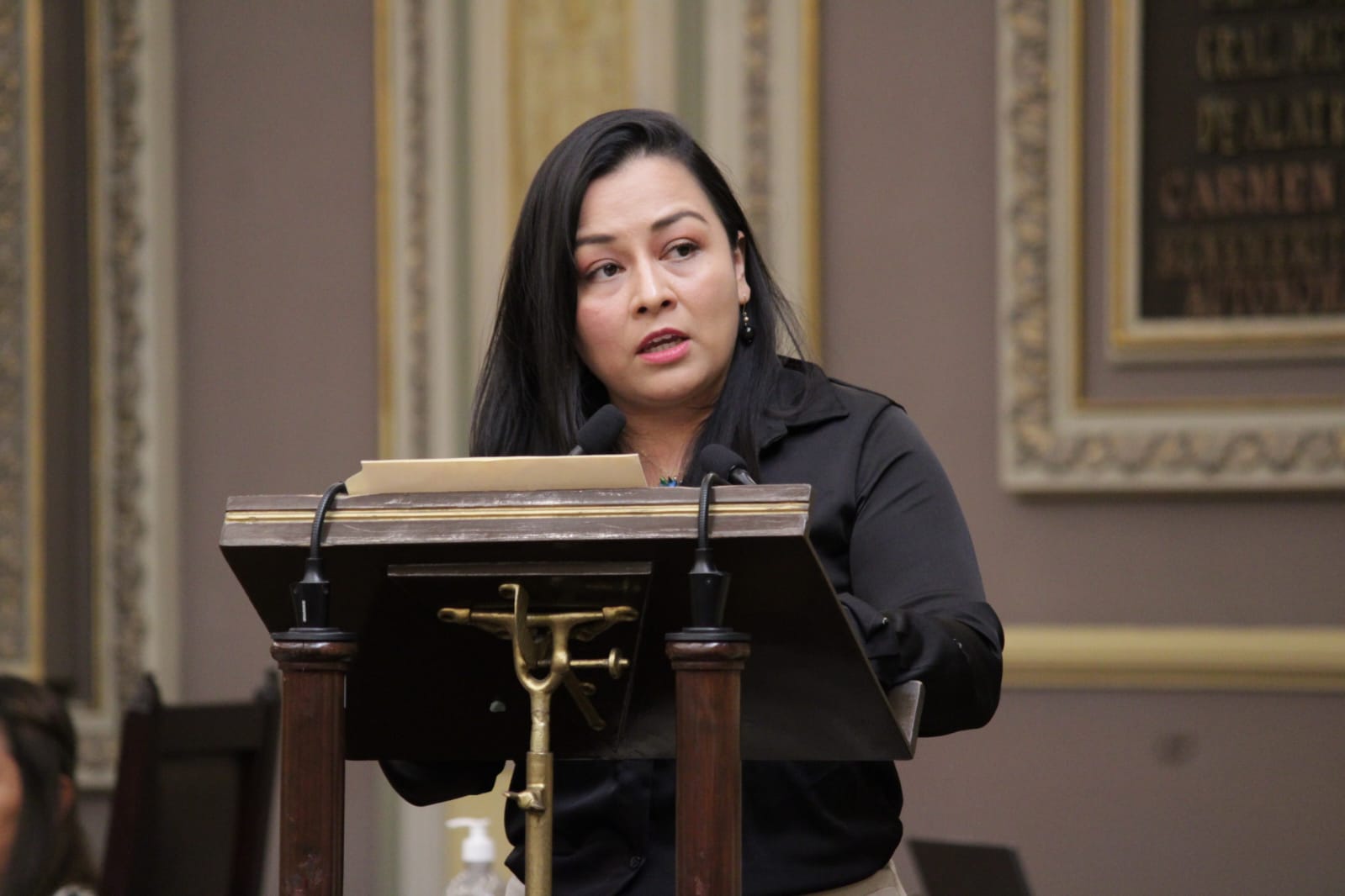 Por: Cortesía Lula Pineda Asesoría legal y apoyo psicológico a guardia golpeado por Jr. de Lomas de Angelópolis ofrece  Liz Minto