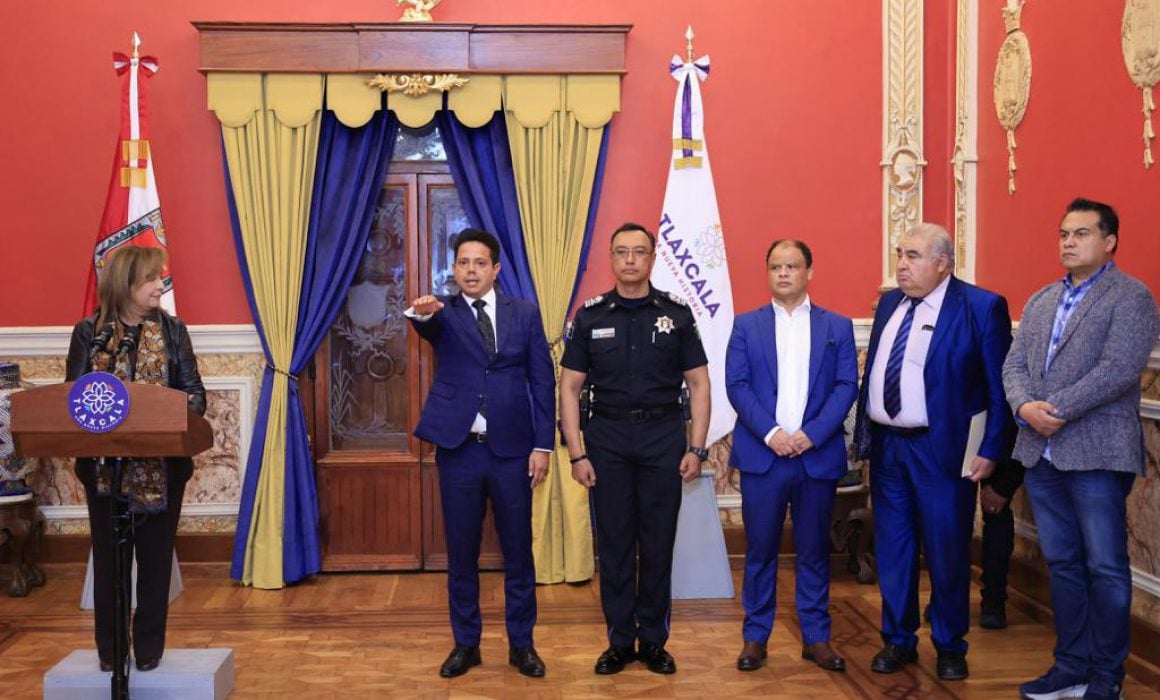 Lorena Cuéllar tomó protesta a Luis Antonio Hernández como titular de Segob