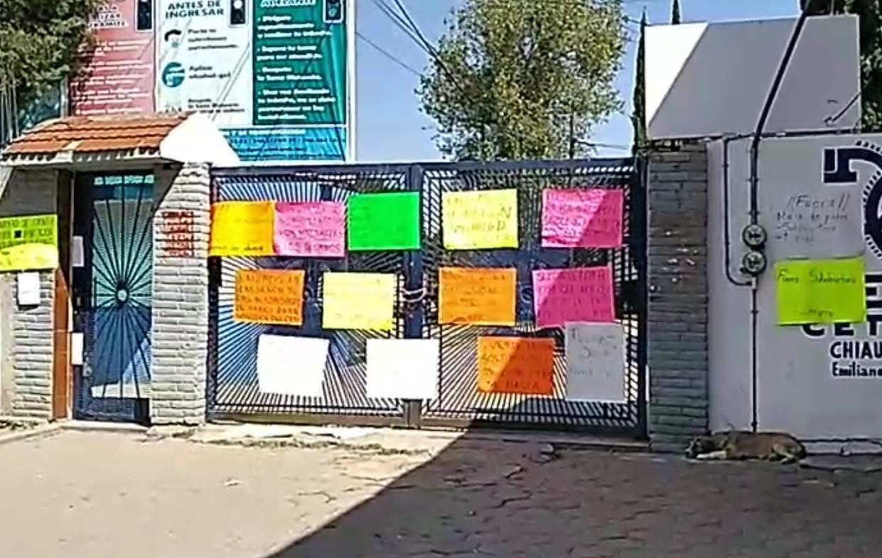 Por: Cortesía Padres de Familia, reabren CETIS 132