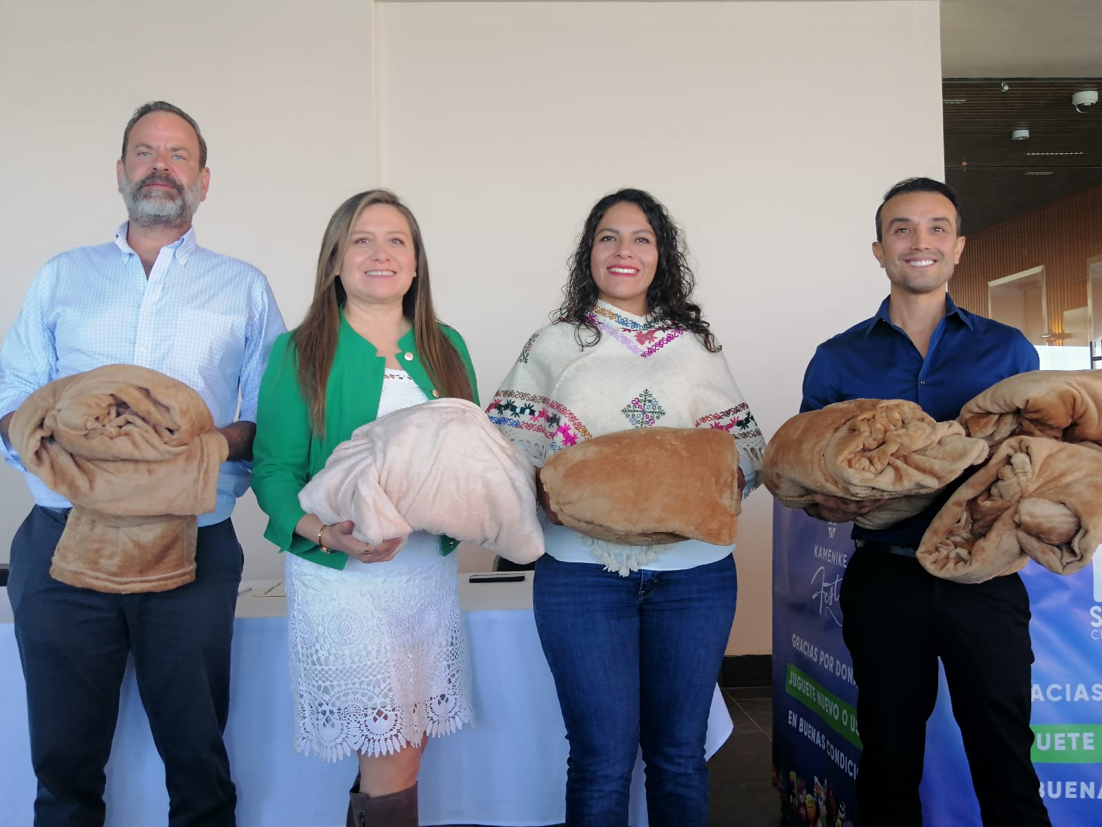 SMDIF San Andrés Cholula y Sonata puntos de acopio de los programas “Abrigo Solidario” y “Dona un Juguete”